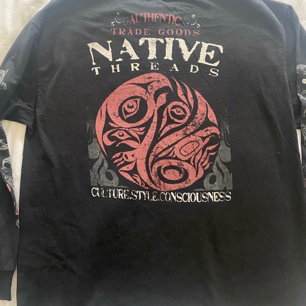 NATIVE THREADS Long Sleeve Shirt - XL - Authentic Trade Goods